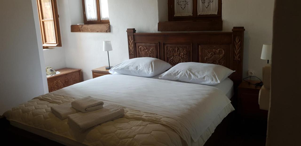 Gjirokastër Silver Hill Guesthouse מראה חיצוני תמונה