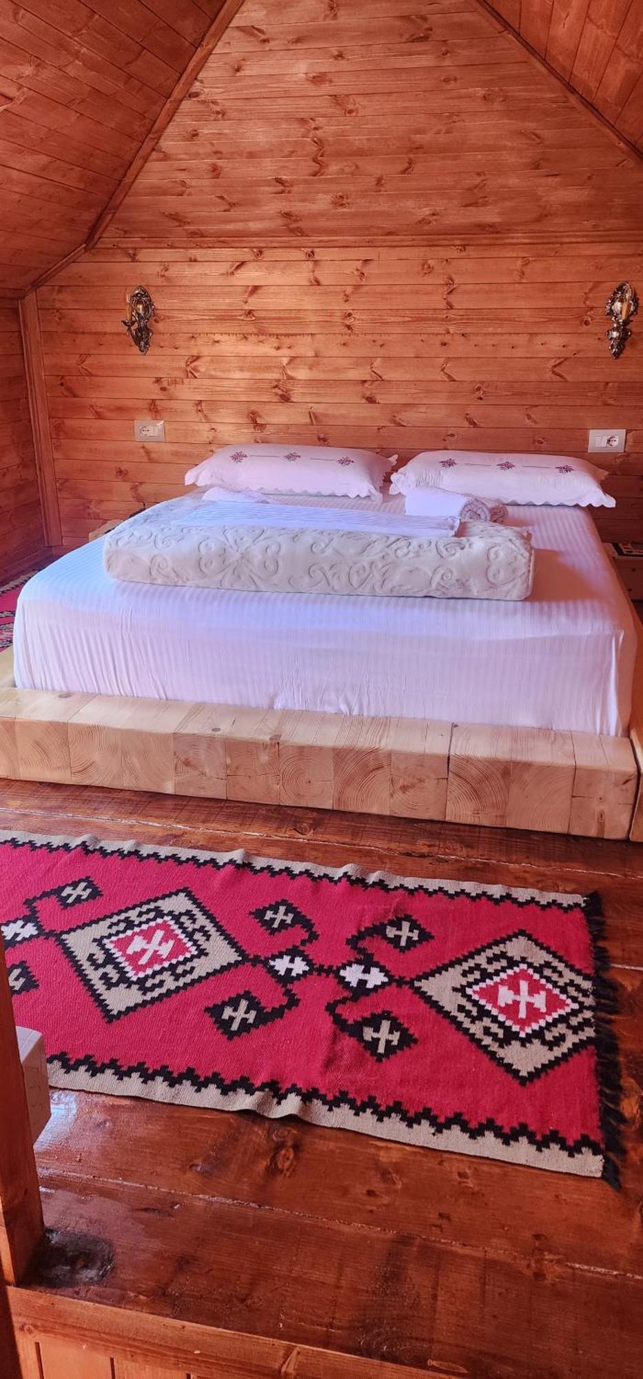 Gjirokastër Silver Hill Guesthouse מראה חיצוני תמונה