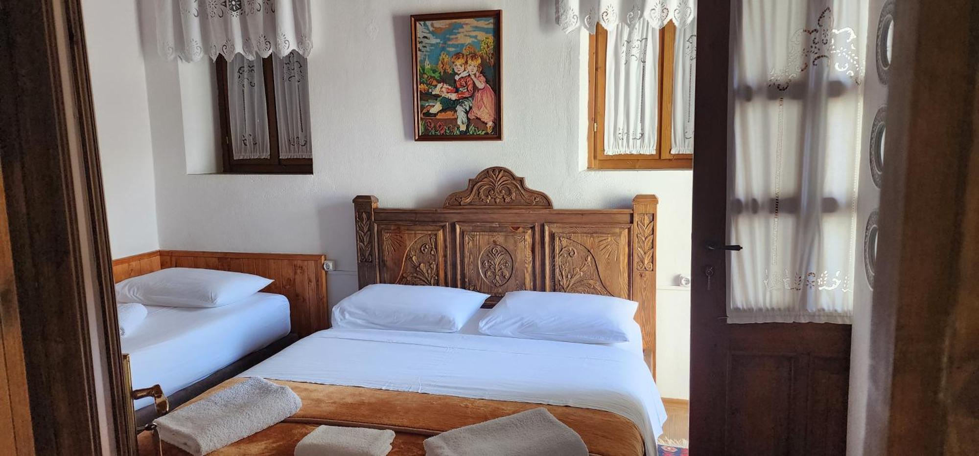 Gjirokastër Silver Hill Guesthouse חדר תמונה