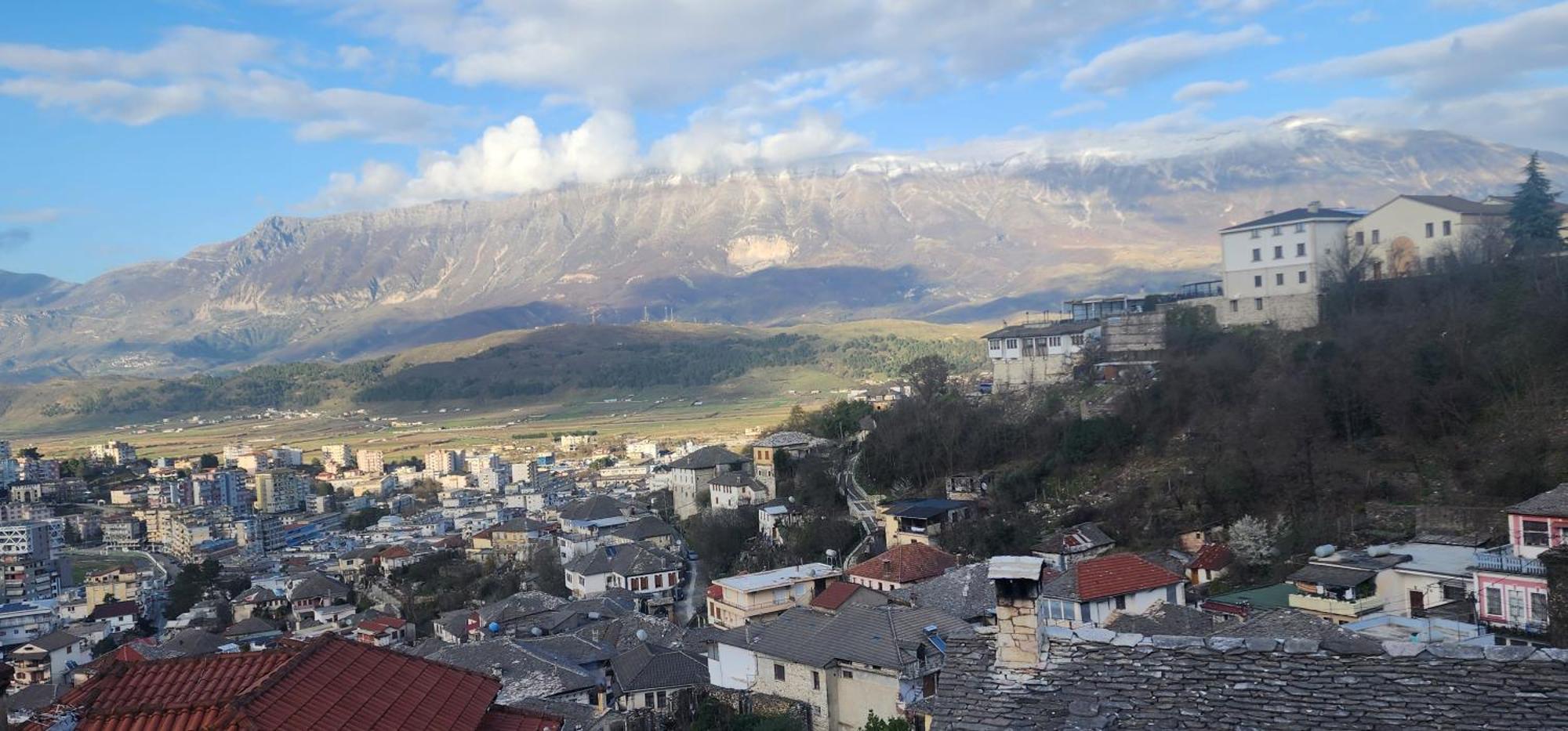 Gjirokastër Silver Hill Guesthouse חדר תמונה