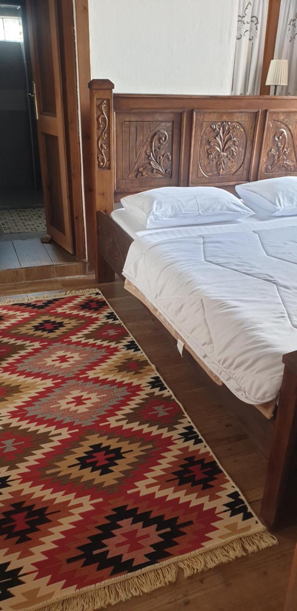 Gjirokastër Silver Hill Guesthouse חדר תמונה