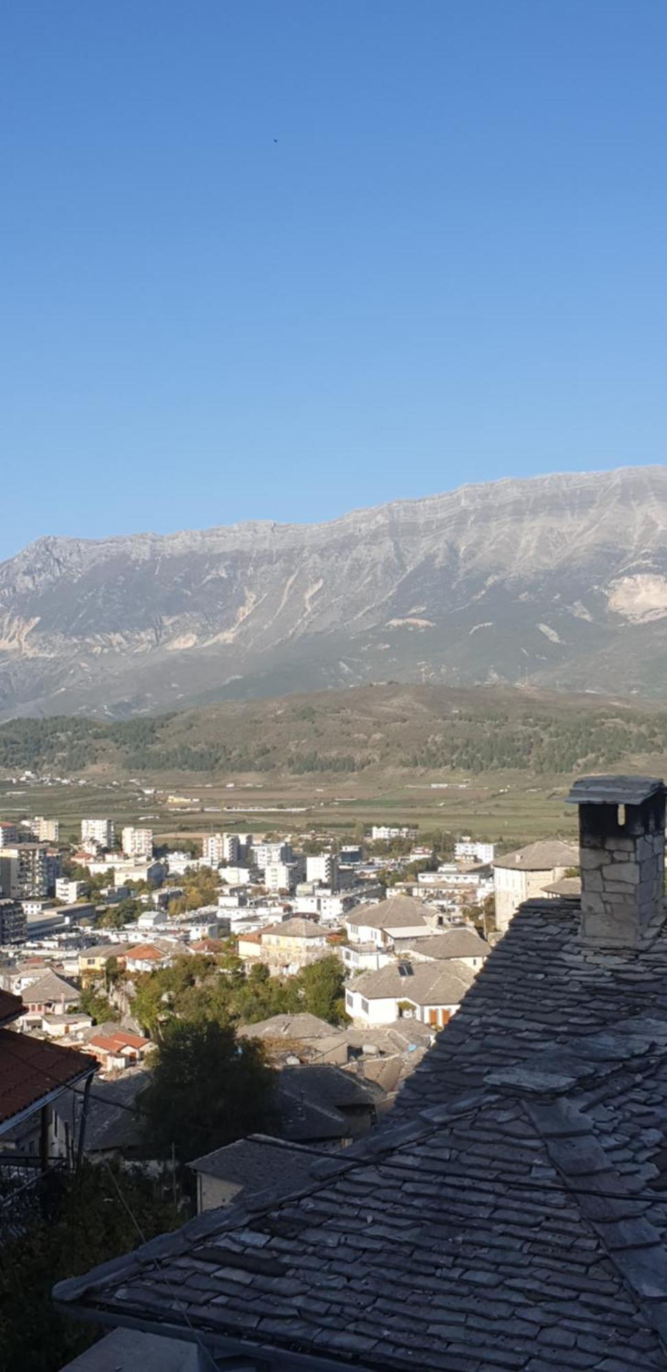 Gjirokastër Silver Hill Guesthouse חדר תמונה